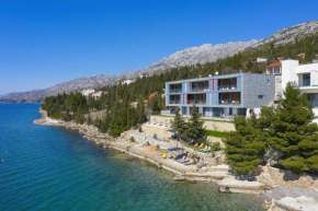 Na vlnach, No 1, Starigrad